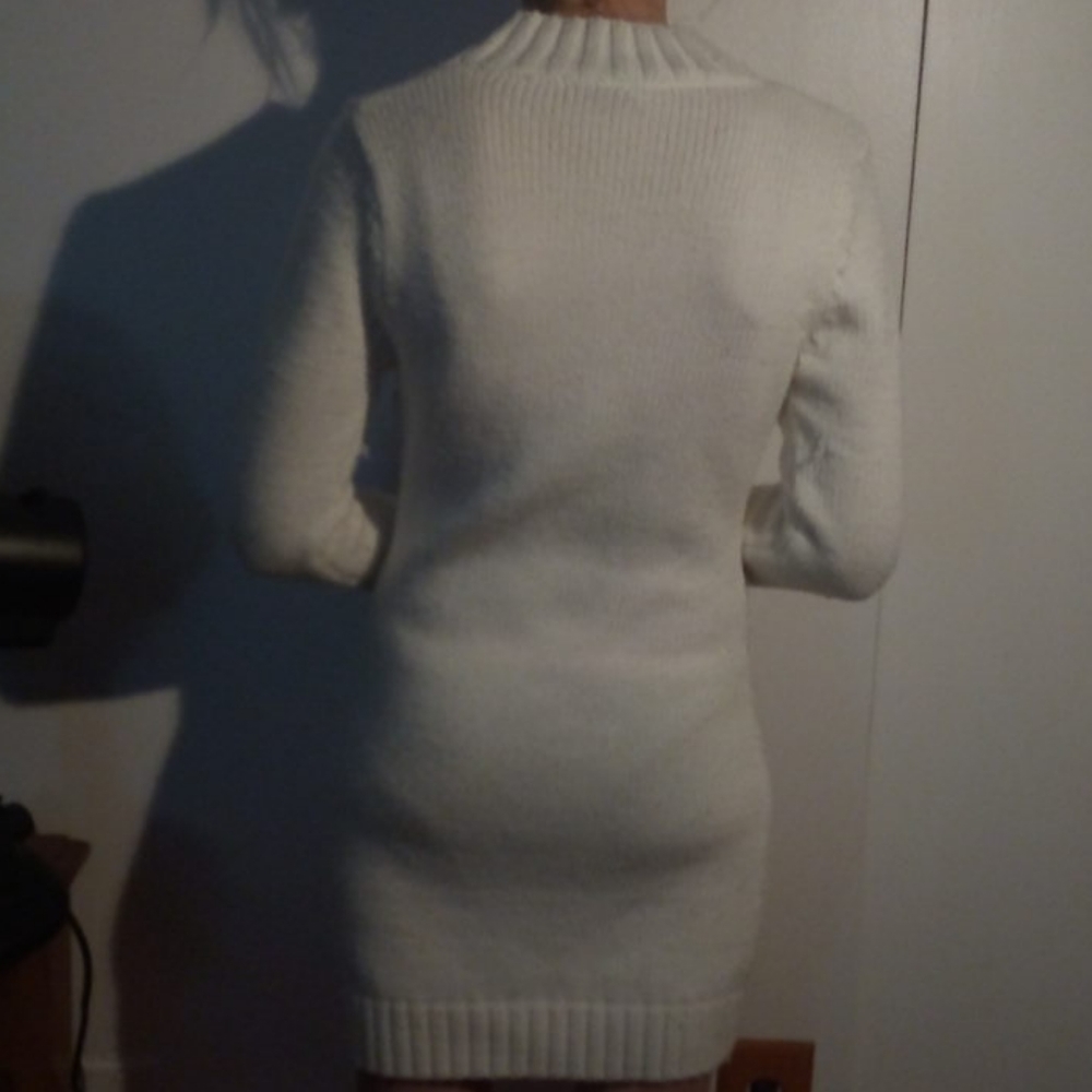 Dress - Picture 2 of 3